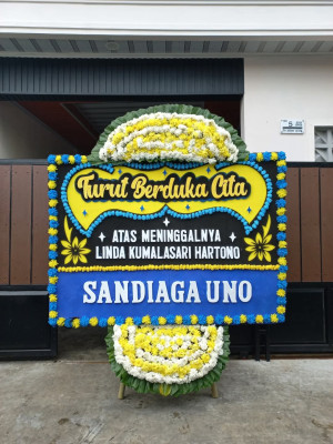Papan Bunga Duka di Caringinnunggal